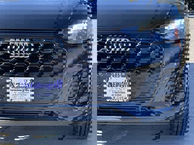 Used 2025 Audi Q5 2.0T Premium image 8