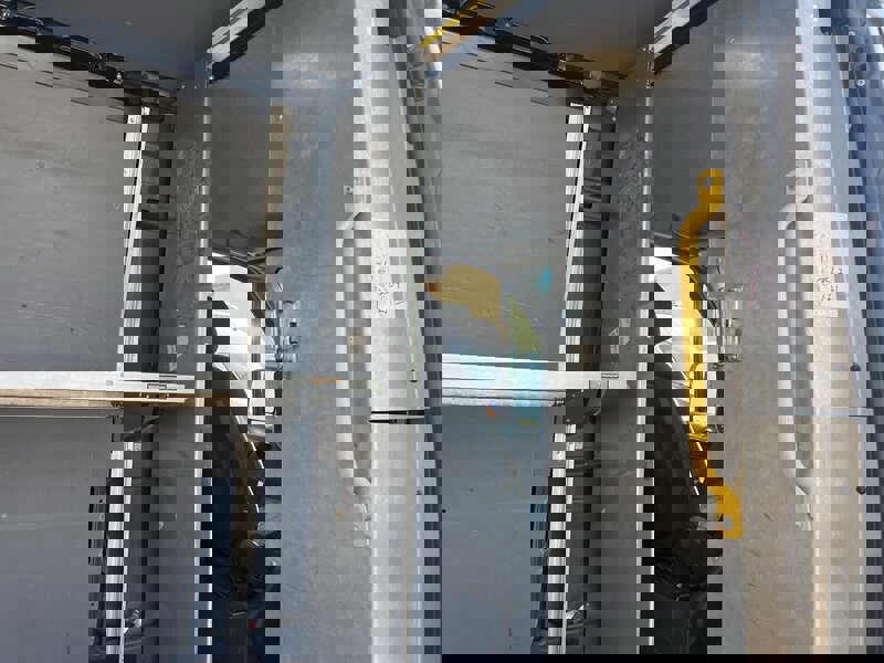 Used 2018 Mercedes-Benz Sprinter 2500 image 11