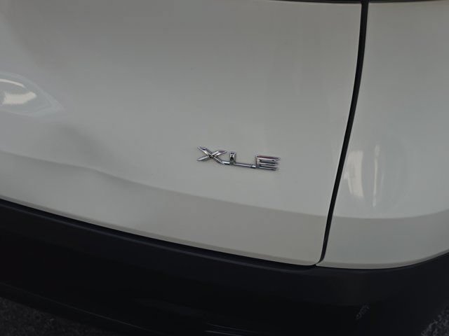 Used 2024 Toyota Grand Highlander AWD image 7