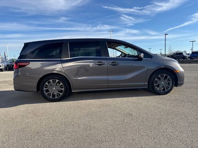 Used 2025 Honda Odyssey Touring image 7