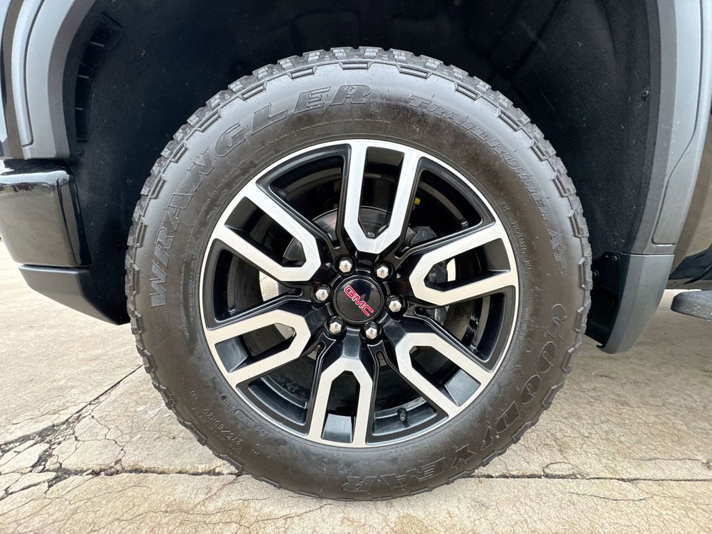 Certified 2024 GMC Sierra 1500 AT4 w/ Technology Package image 34