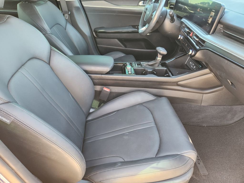 Used 2025 Kia K5 EX image 18