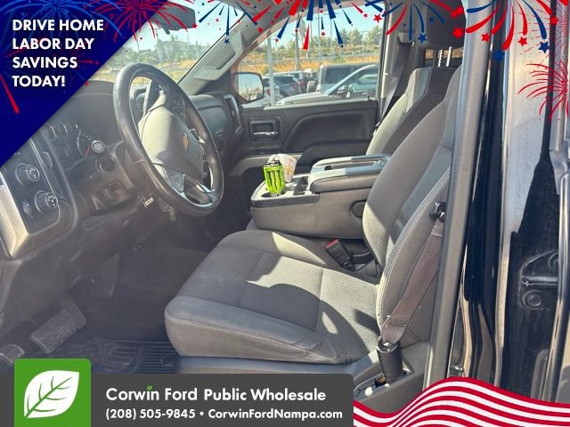 Used 2017 Chevrolet Silverado 1500 LT w/ Midnight Edition AWD/4WD image 10