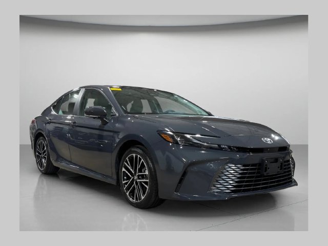 Used 2026 Toyota Camry XLE w/ Premium Plus Package