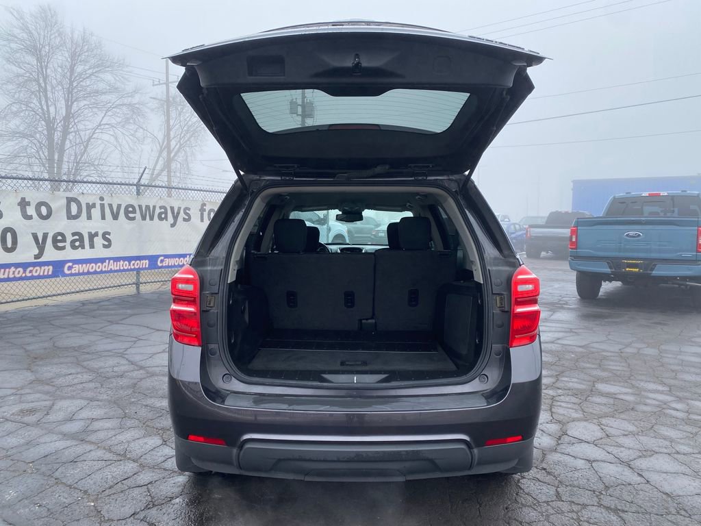 Used 2016 Chevrolet Equinox LT w/ Convenience Package image 4