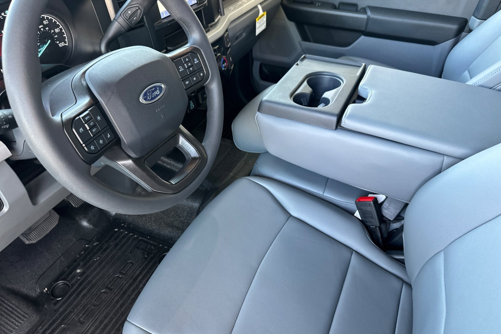 New 2025 Ford F350 XL w/ XL Chrome Package image 10