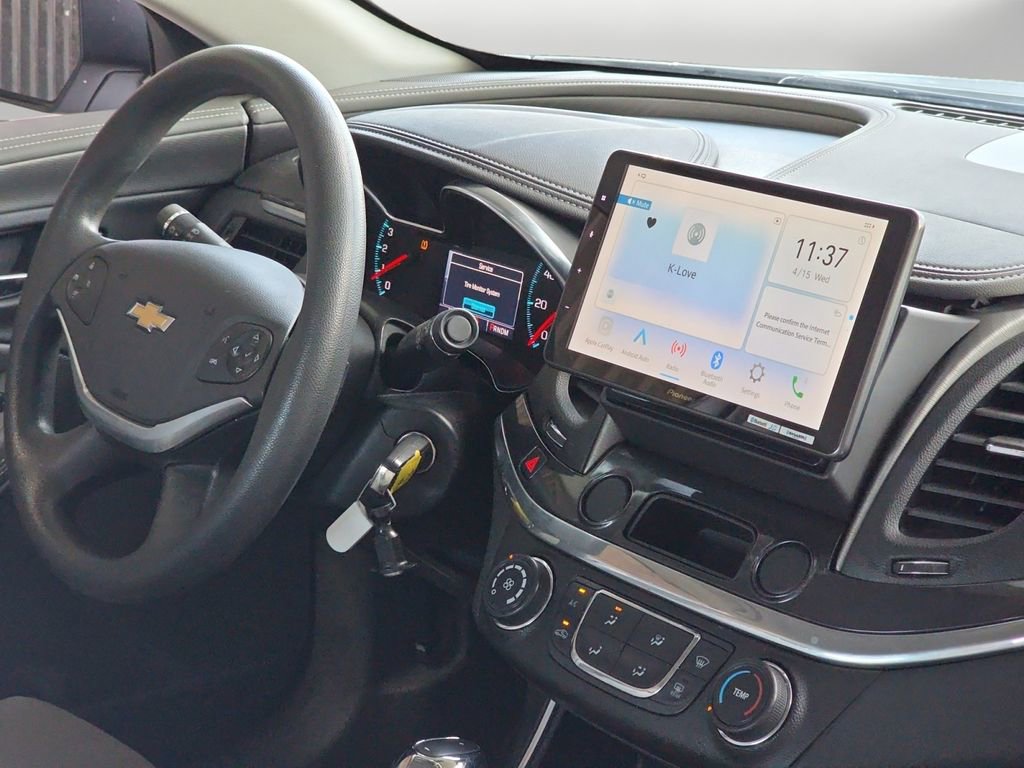 Used 2017 Chevrolet Impala LS image 17