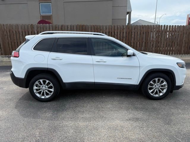 Used 2019 Jeep Cherokee Latitude w/ Popular Appearance Group image 4
