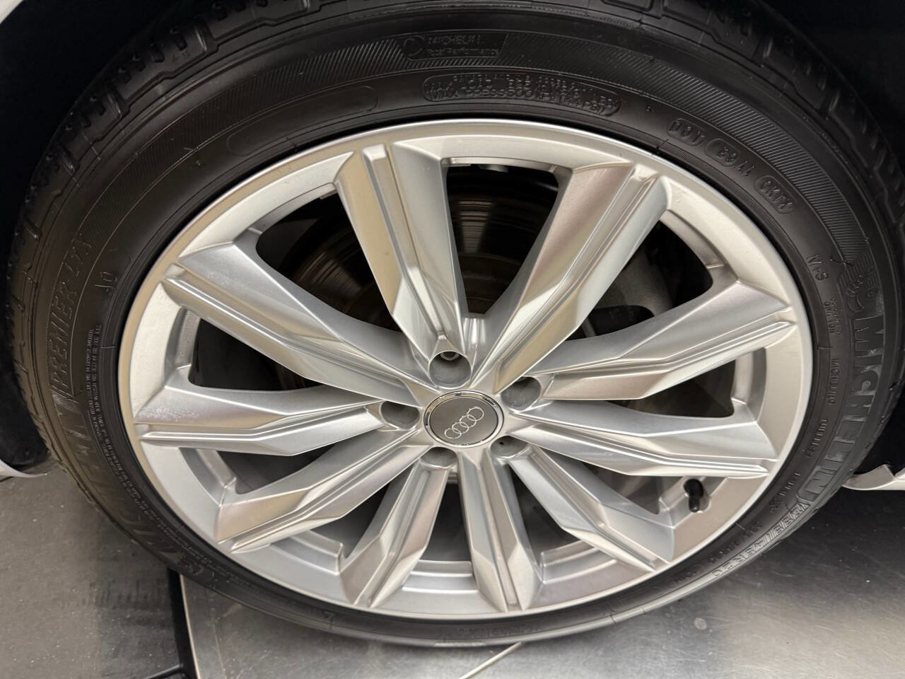 Used 2016 Audi A8 L 3.0T image 34