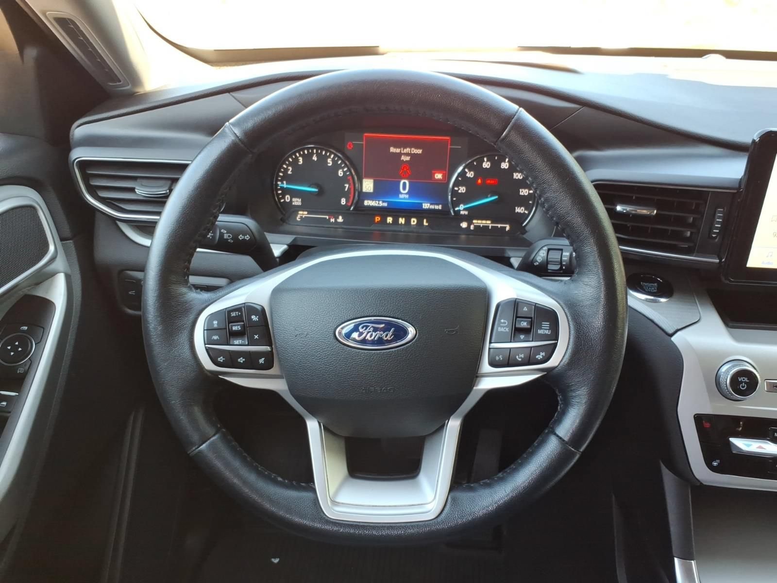 Used 2022 Ford Explorer XLT w/ Equipment Group 202A AWD/4WD image 25