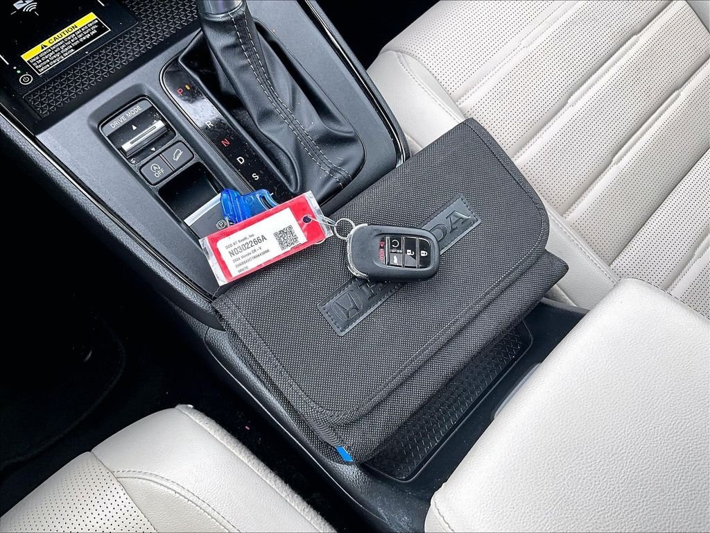 Used 2024 Honda CR-V EX-L image 30