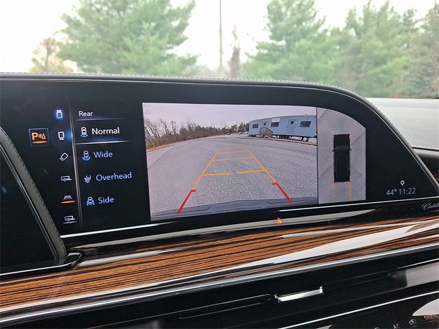 Used 2024 Cadillac Escalade ESV Premium Luxury w/ Performance Package image 20