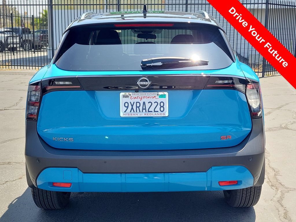 Certified 2025 Nissan Kicks SR FWD image 35