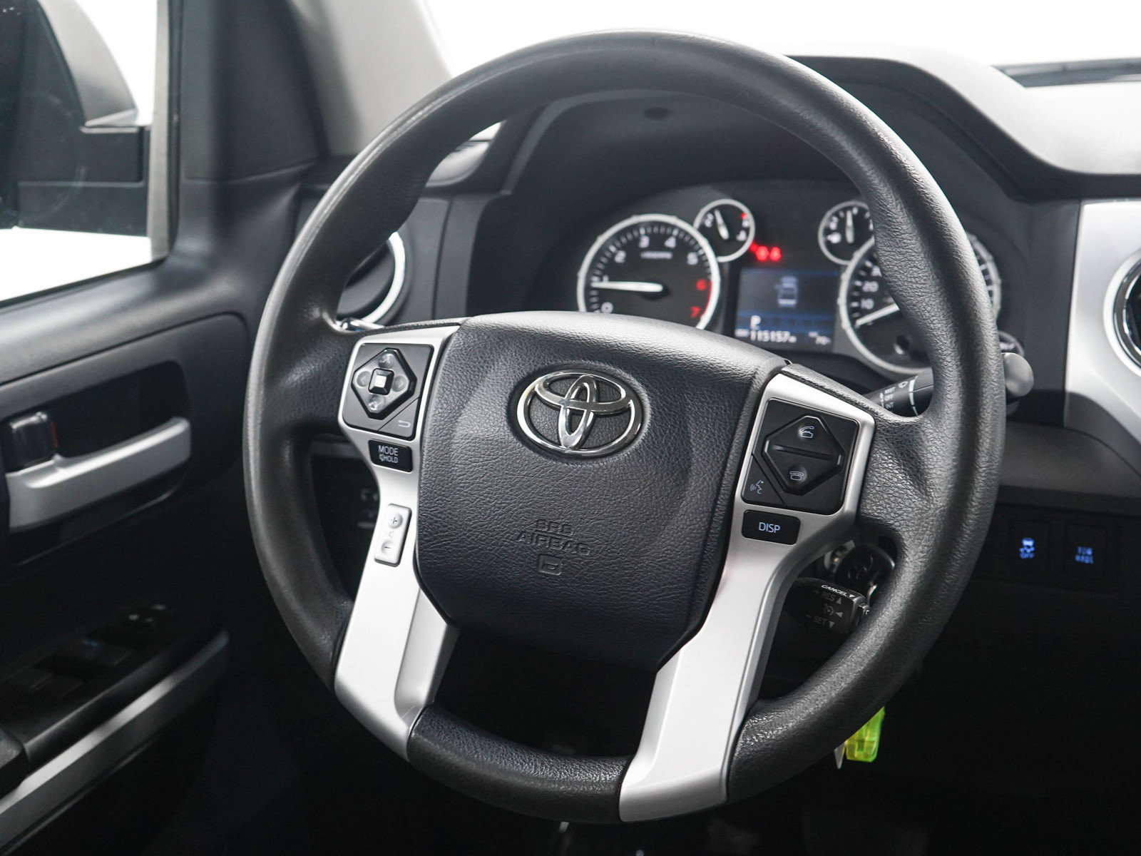 Used 2015 Toyota Tundra SR5 w/ SR5 Upgrade Package AWD/4WD image 17