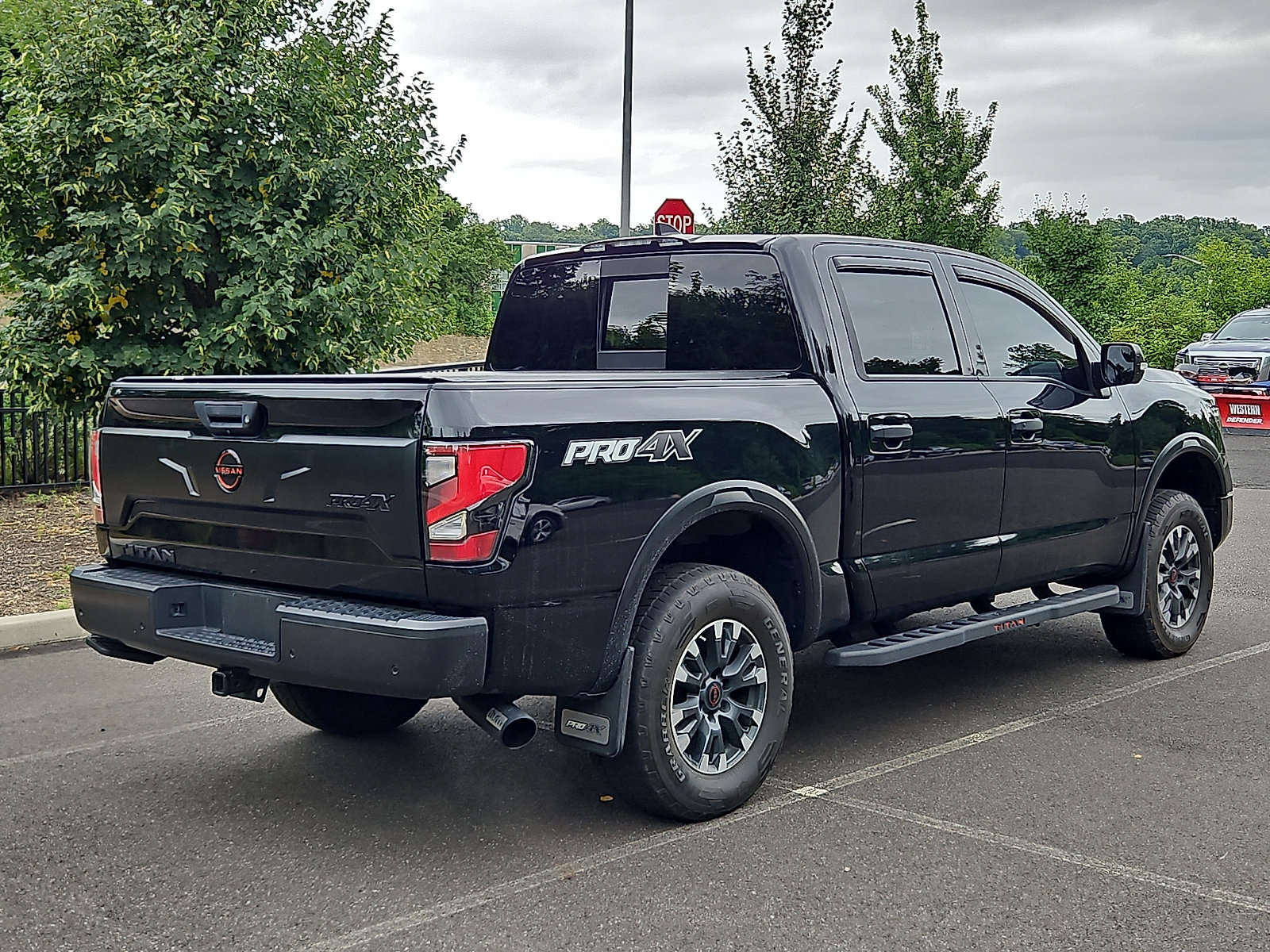 Certified 2024 Nissan Titan PRO-4X w/ Pro-4x Convenience Package AWD/4WD image 6