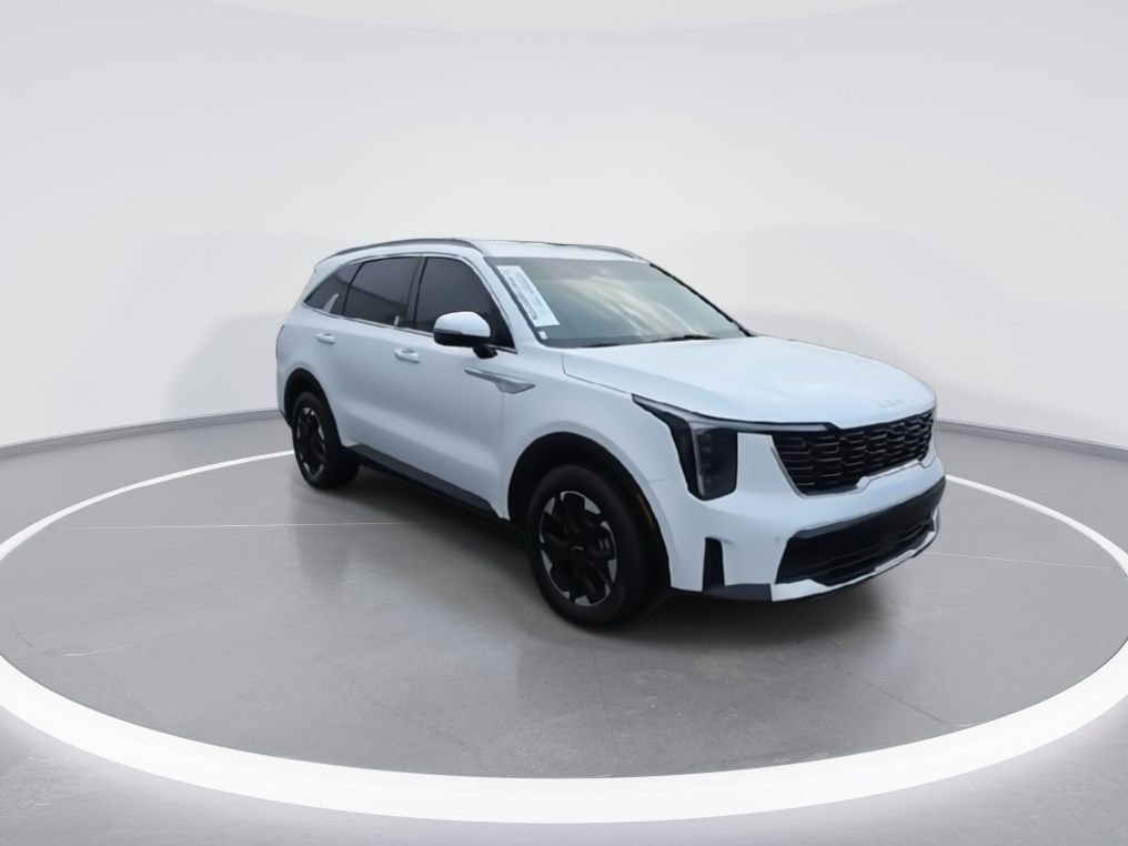 Used 2024 Kia Sorento S image 2