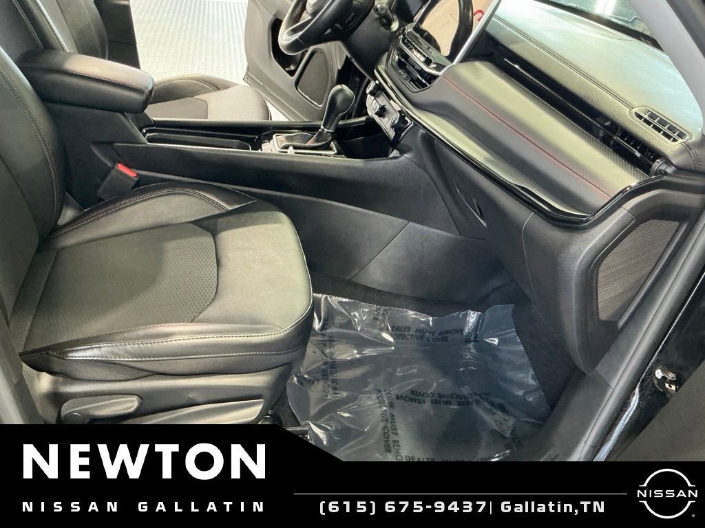 Used 2022 Jeep Compass Trailhawk w/ Trailhawk Convenience Group AWD/4WD image 14
