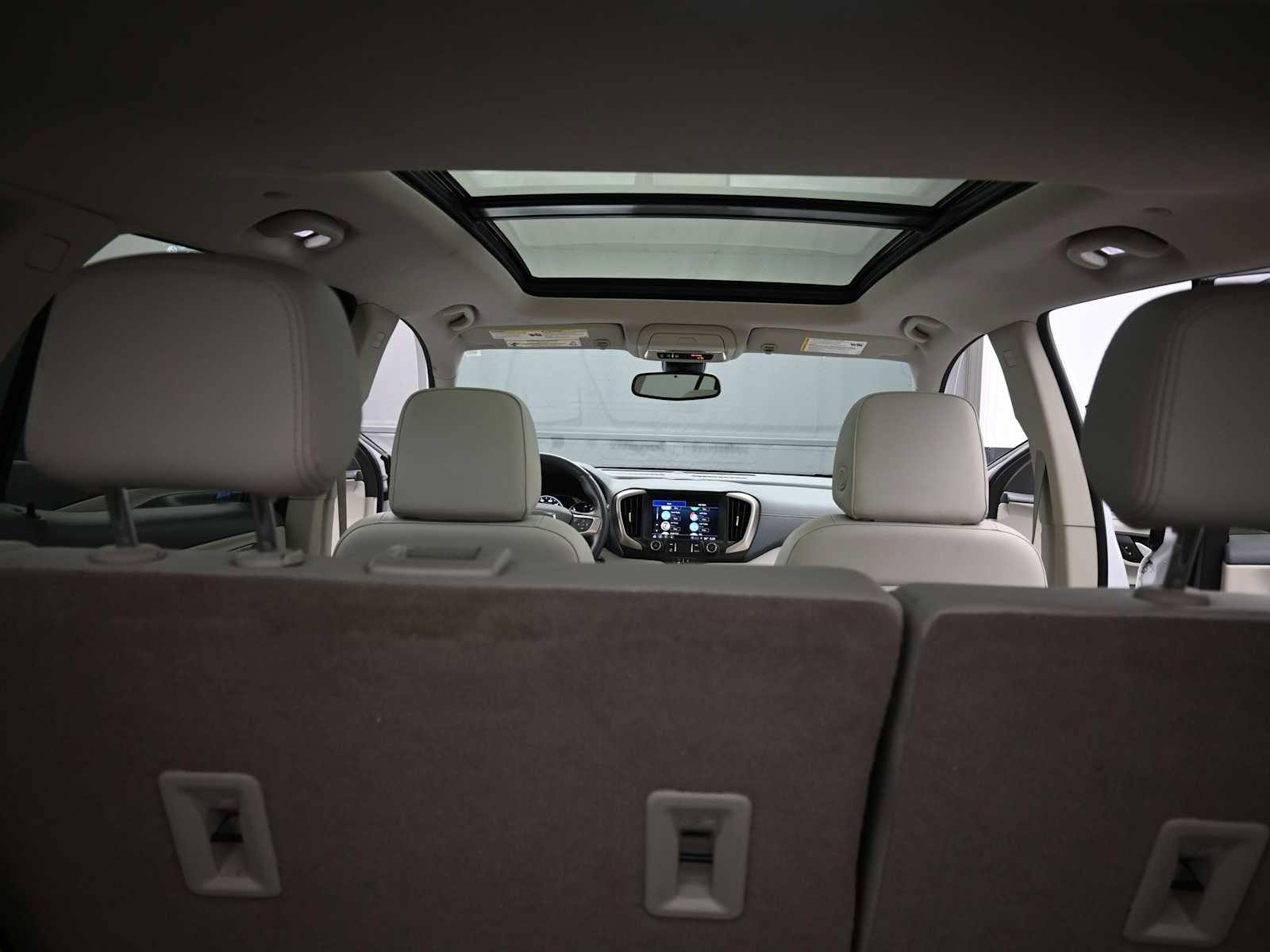 Used 2024 GMC Terrain Denali w/ Denali Premium Package image 27