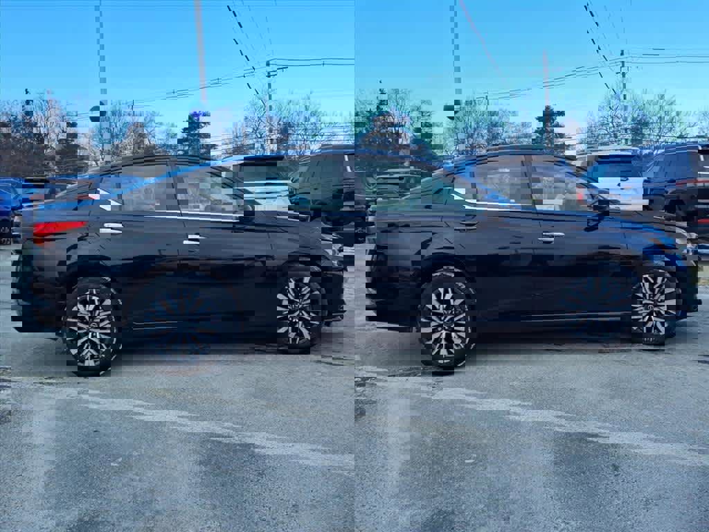 Certified 2023 Nissan Altima 2.5 SV w/ SV Premium Package image 4