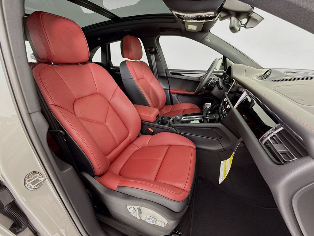 New 2026 Porsche Macan S AWD/4WD image 33