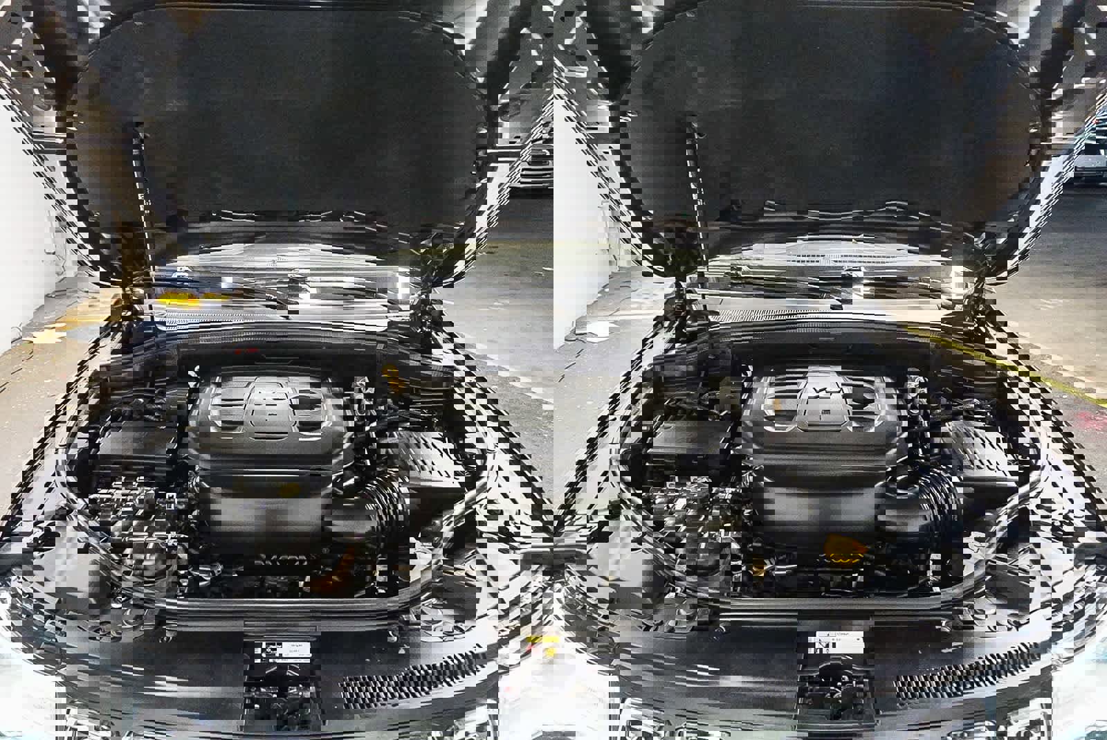 Used 2017 Jeep Grand Cherokee Overland image 27