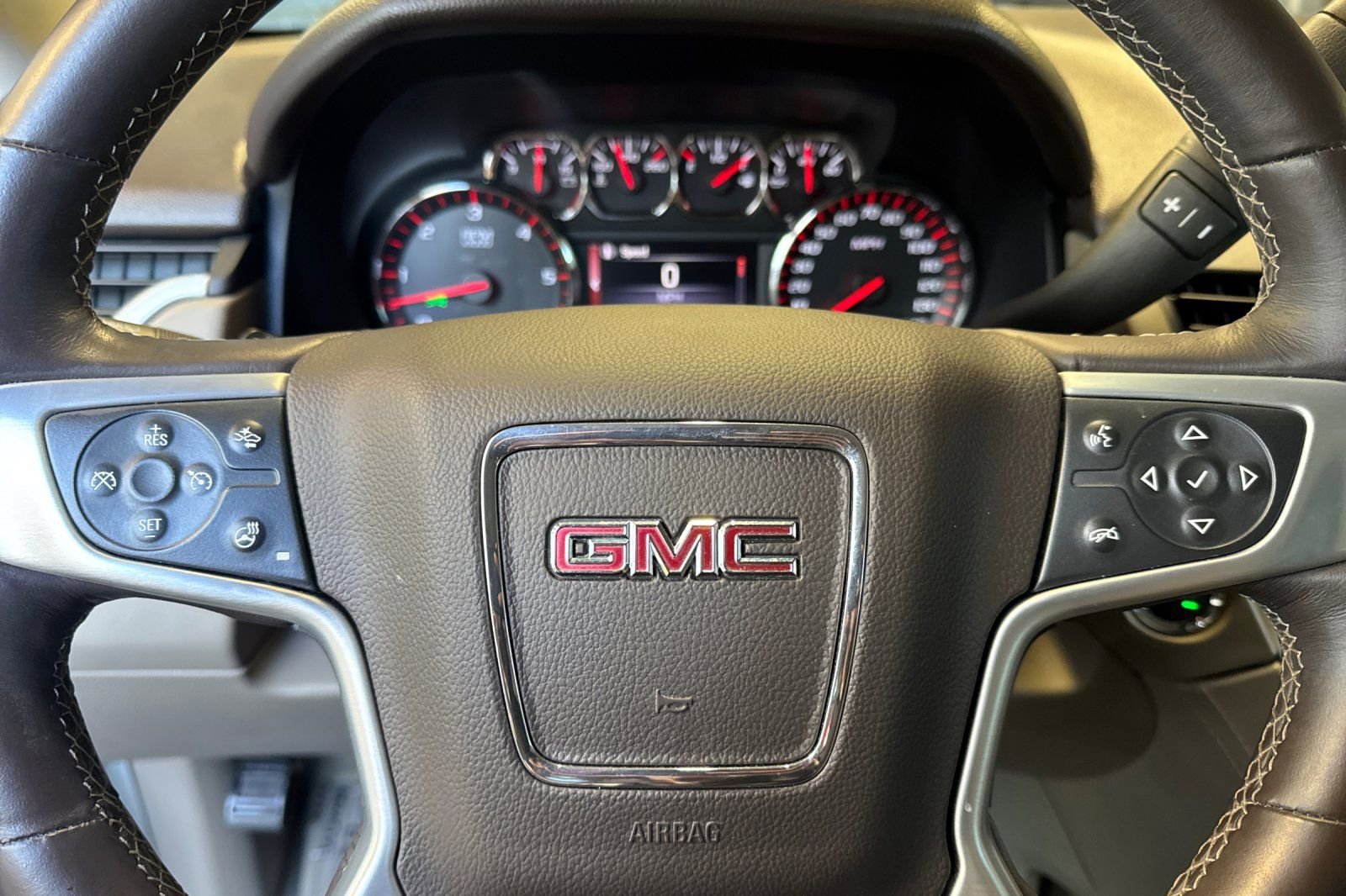 Used 2015 GMC Yukon SLT w/ Open Road Package image 29