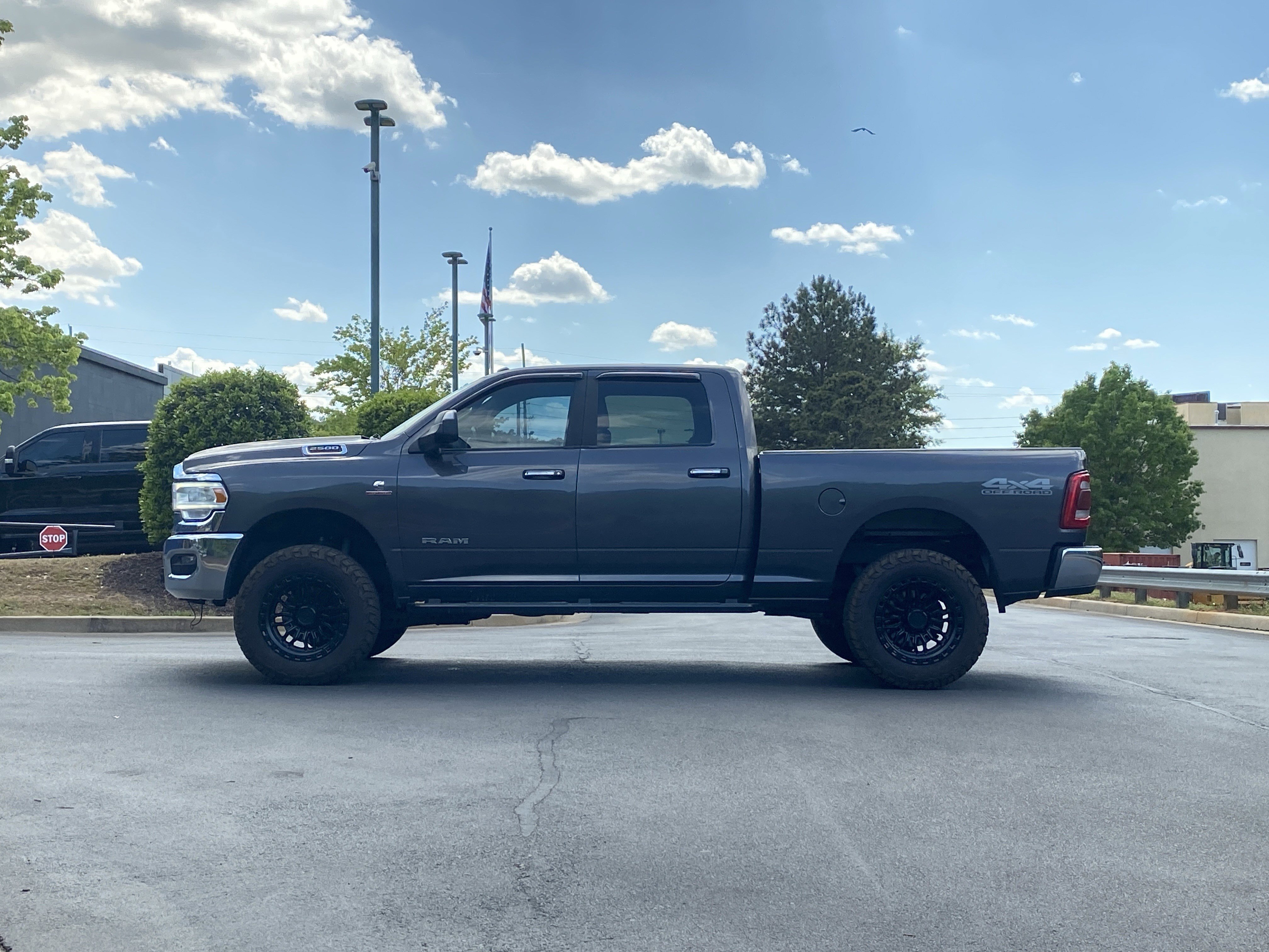 Used 2019 RAM 2500 Big Horn w/ Towing Technology Group image 14