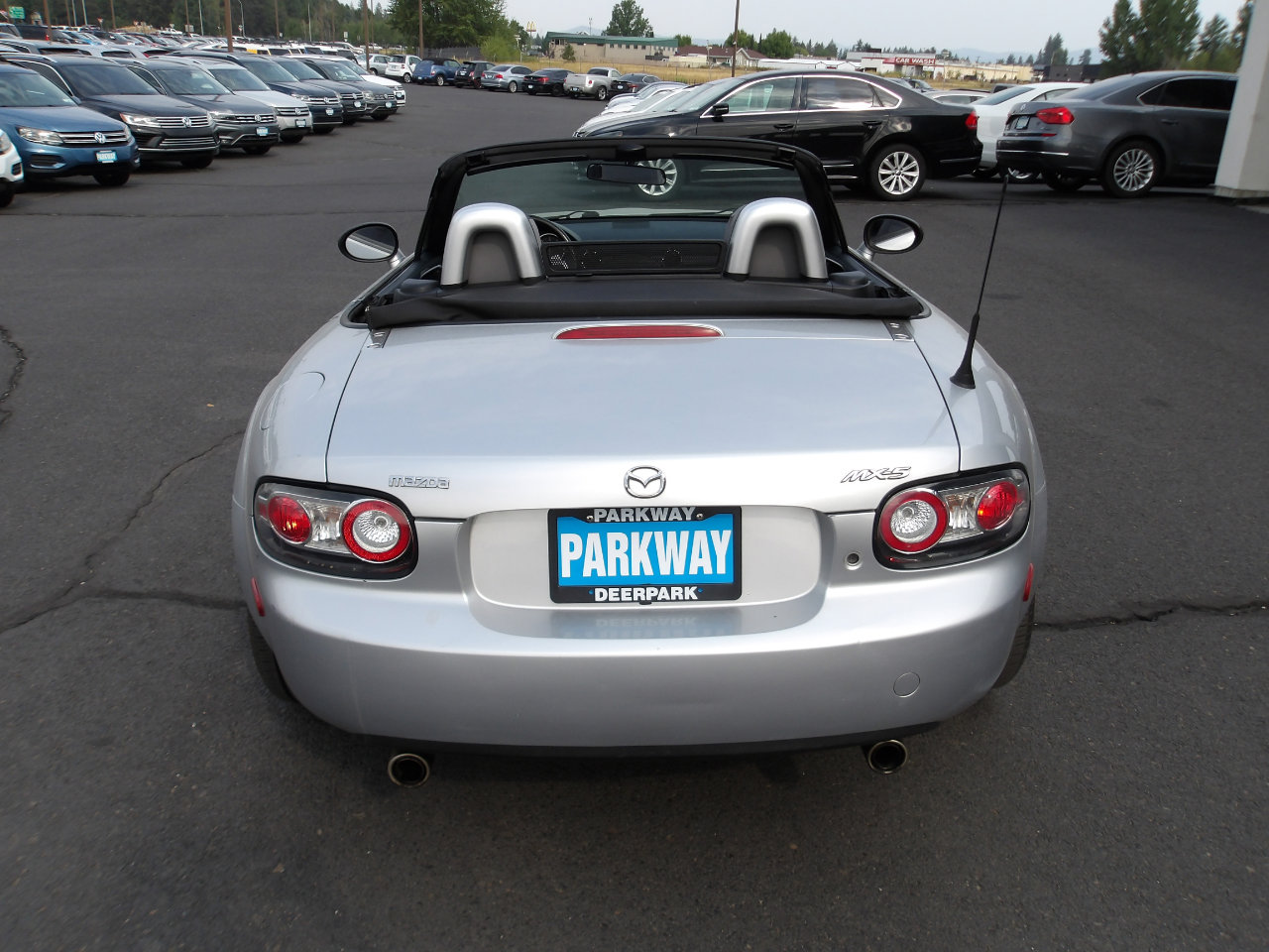 Used 2006 MAZDA MX-5 Miata Touring image 12