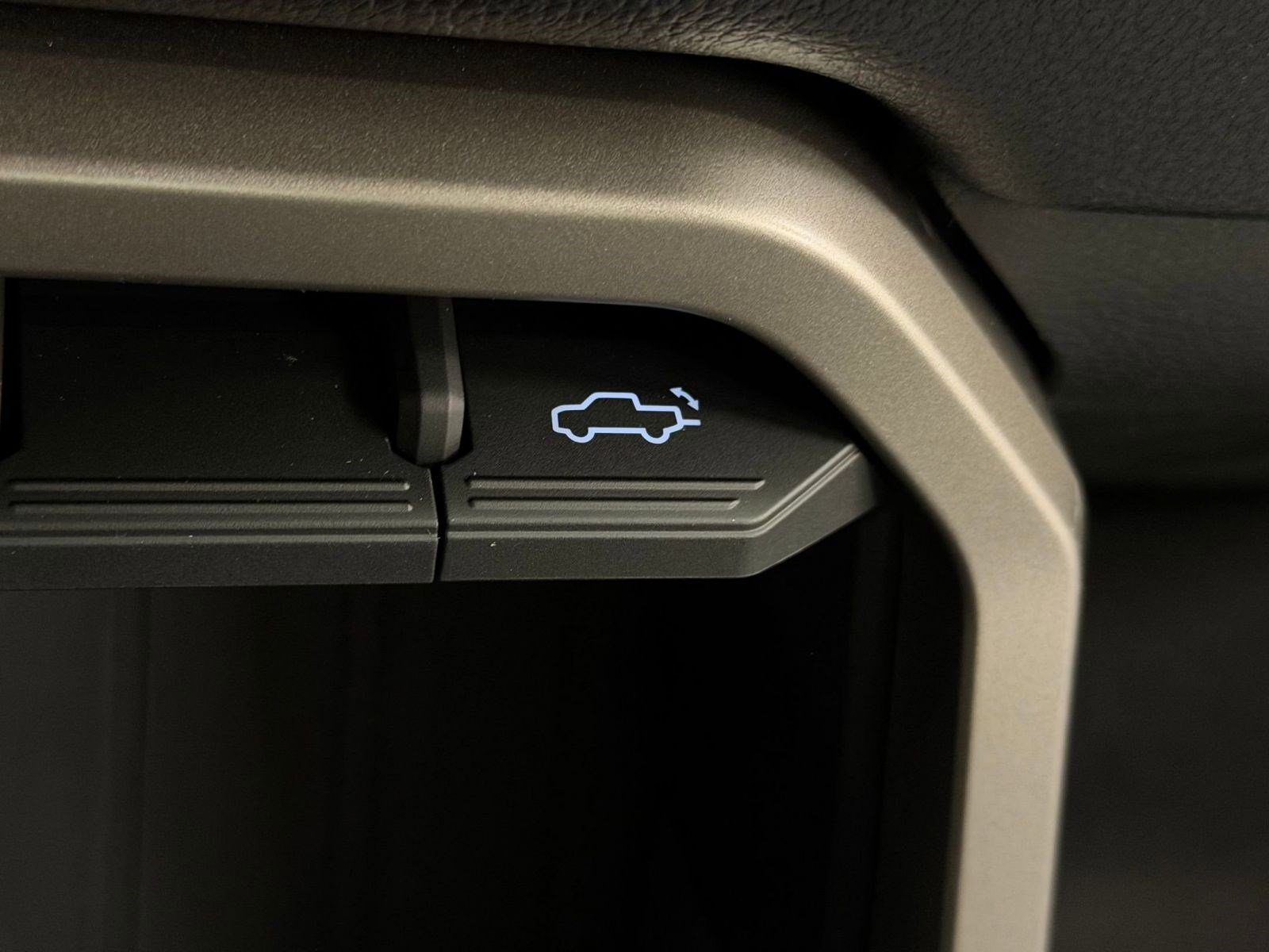 New 2026 Toyota Tundra SR AWD/4WD image 28