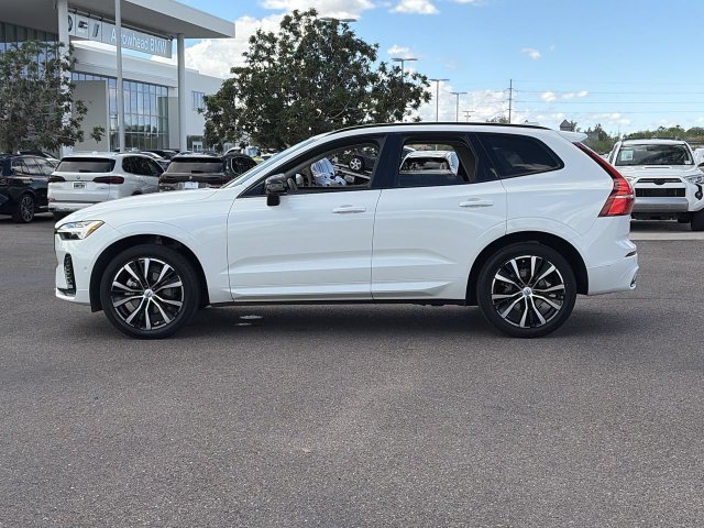 Used 2024 Volvo XC60 B5 Plus w/ Protection Package AWD/4WD image 9