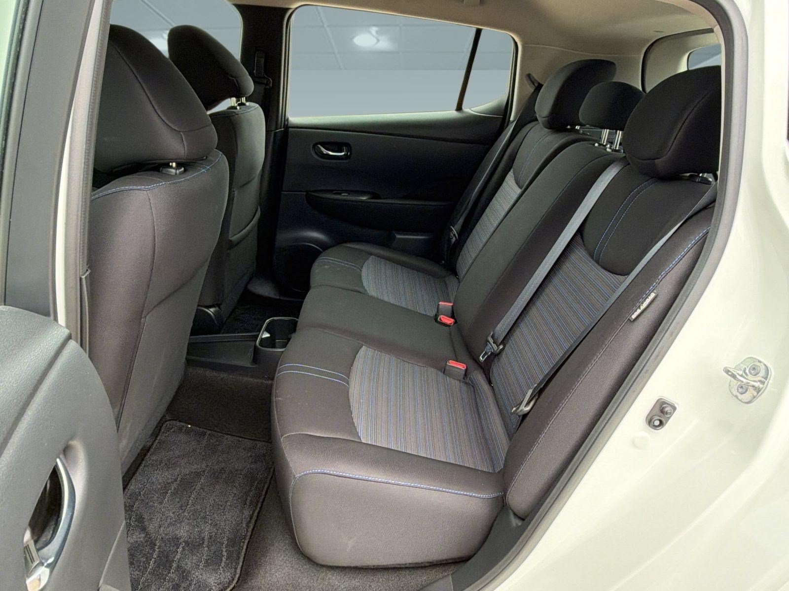 Used 2023 Nissan Leaf S FWD image 21