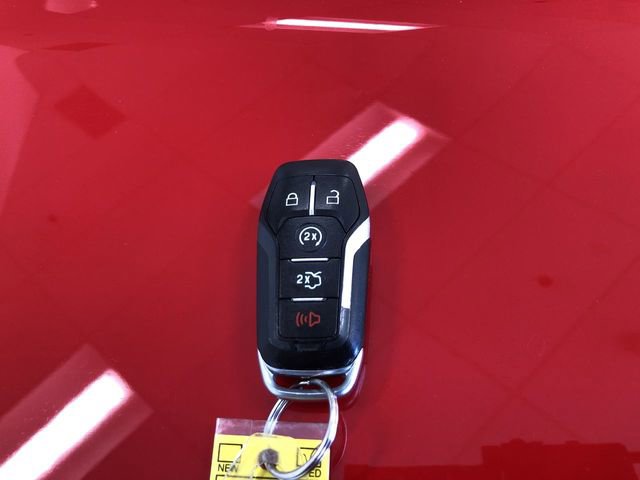 Used 2016 Ford Mustang Convertible w/ Equipment Group 051A RWD image 31