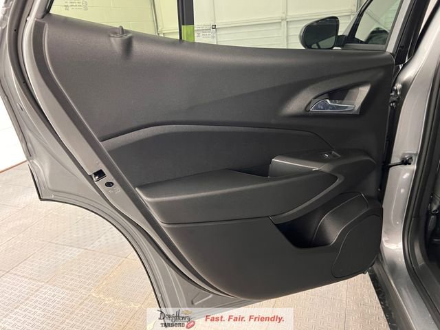 New 2026 Chevrolet Trax LT w/ Midnight Edition FWD image 32