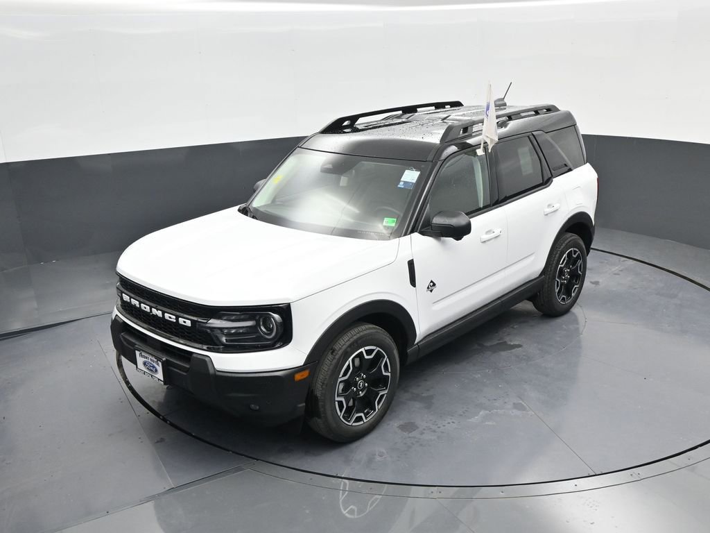 New 2025 Ford Bronco Sport Outer Banks w/ Outer Banks Tech Package+ image 43