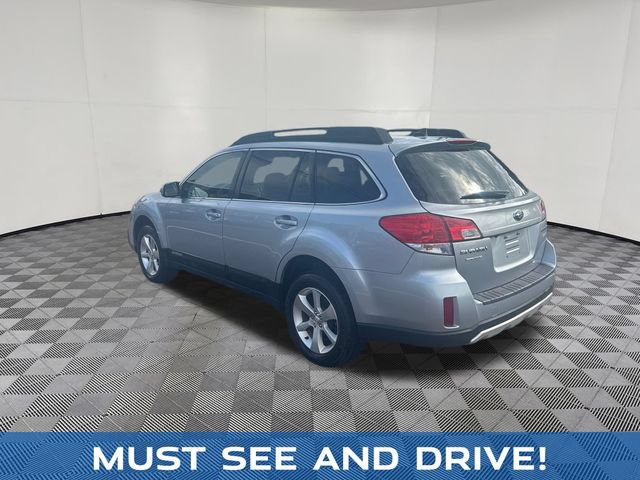 Used 2013 Subaru Outback 2.5i Limited AWD/4WD image 4