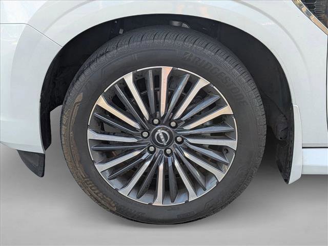 Used 2025 Nissan Armada Platinum Reserve RWD image 10