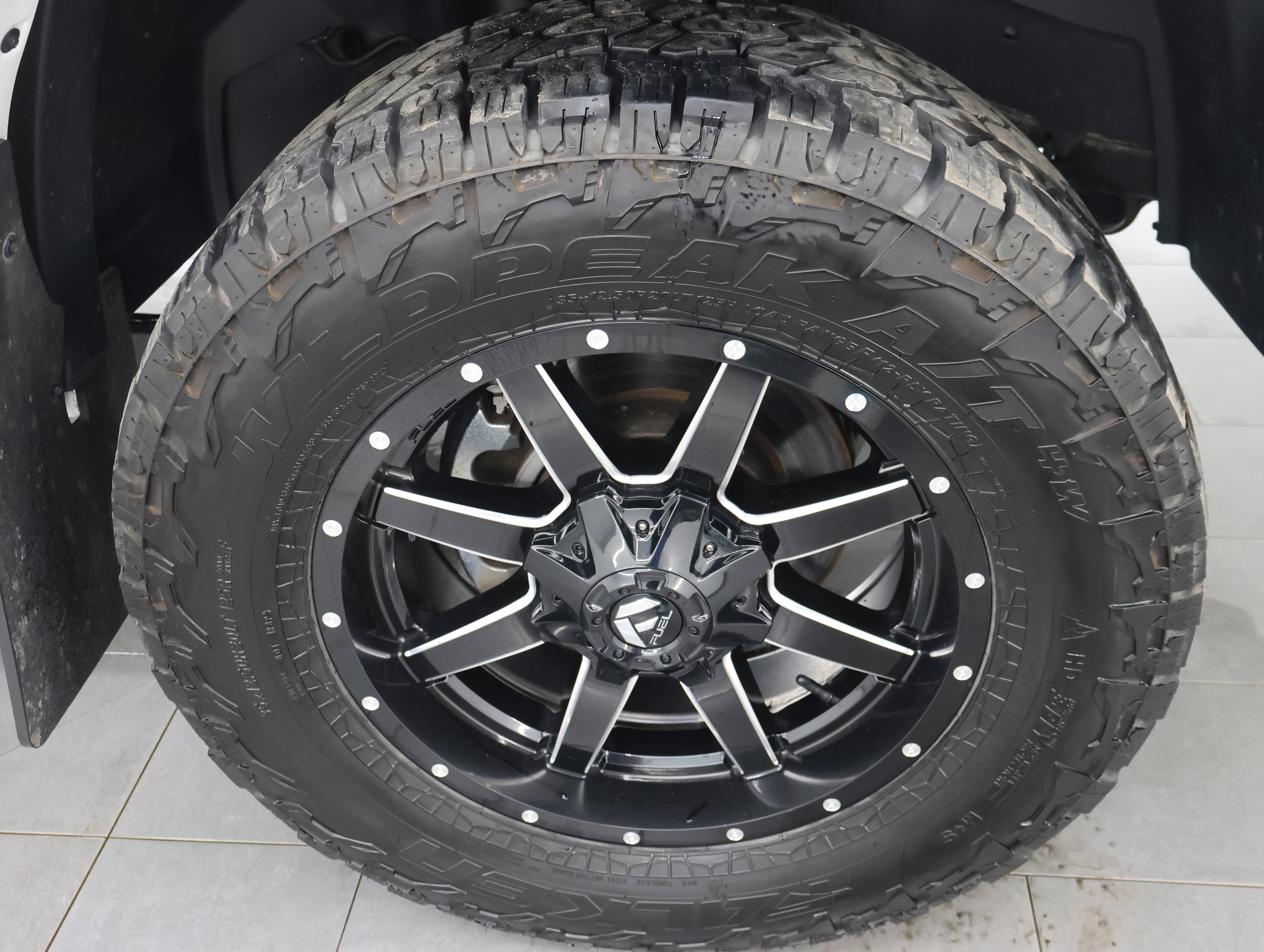 Used 2022 RAM 2500 Big Horn w/ Night Edition AWD/4WD image 3