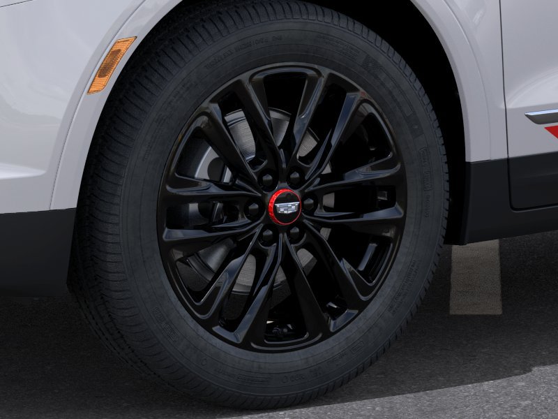 New 2025 Cadillac XT5 Luxury w/ LPO, Red Accent Package FWD image 9