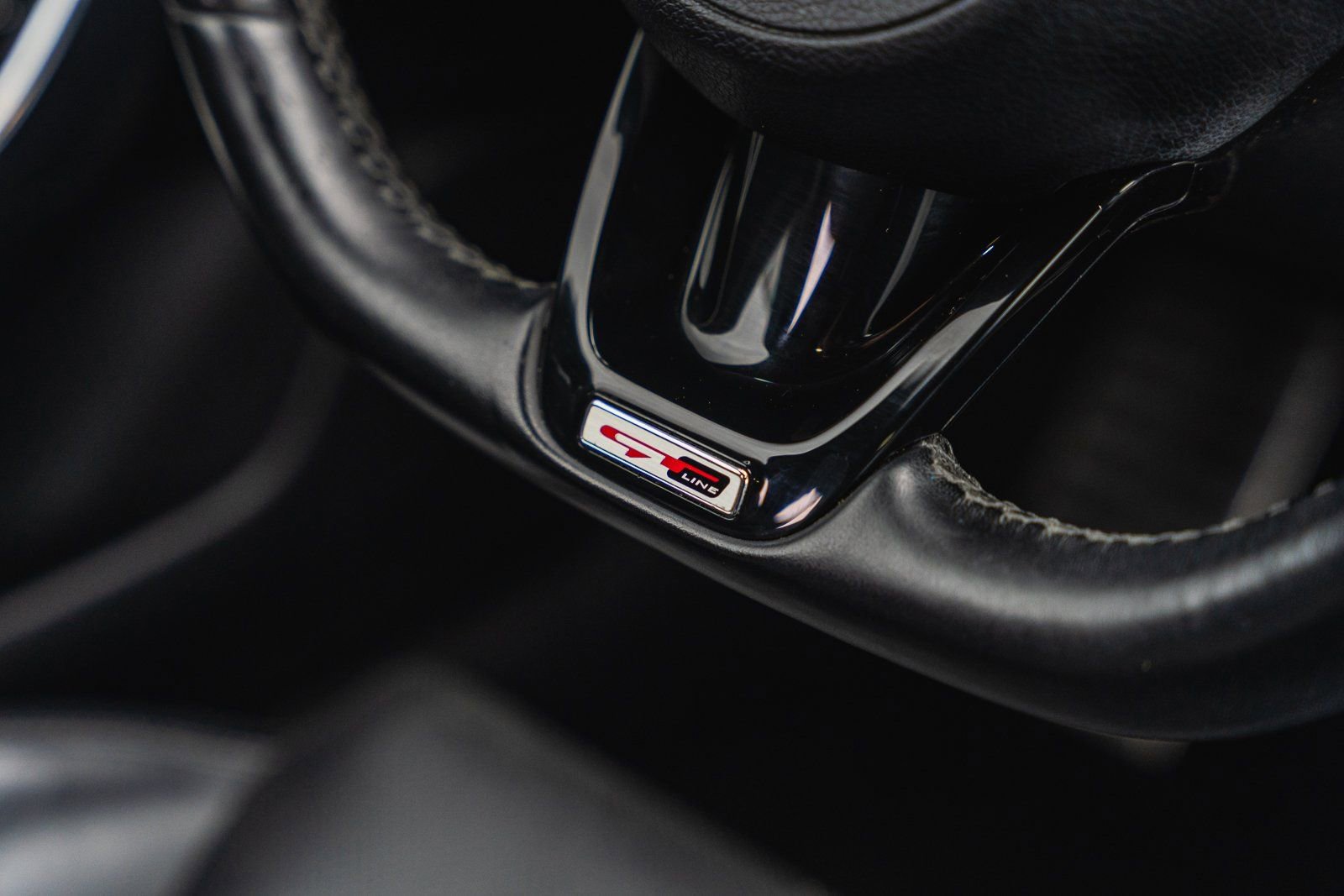 Used 2021 Kia Stinger GT-Line image 41