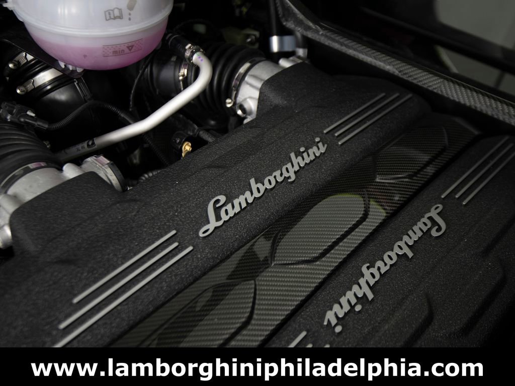 Used 2025 Lamborghini Revuelto image 58