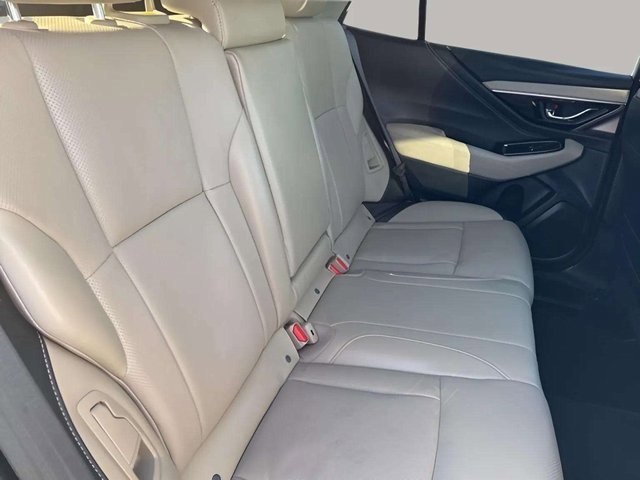 Certified 2025 Subaru Outback Limited image 17