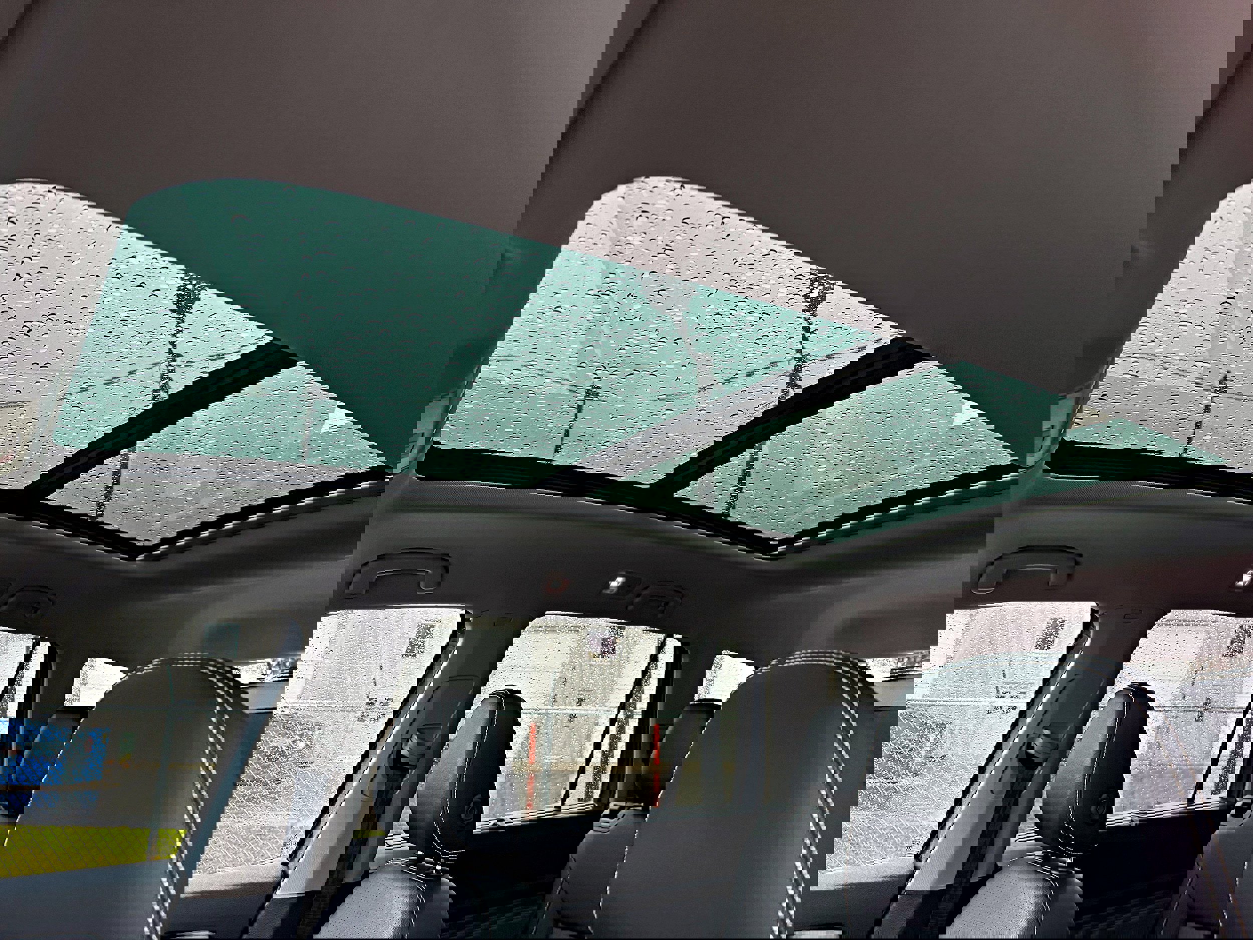 Used 2023 Volkswagen Atlas SEL R-Line image 19