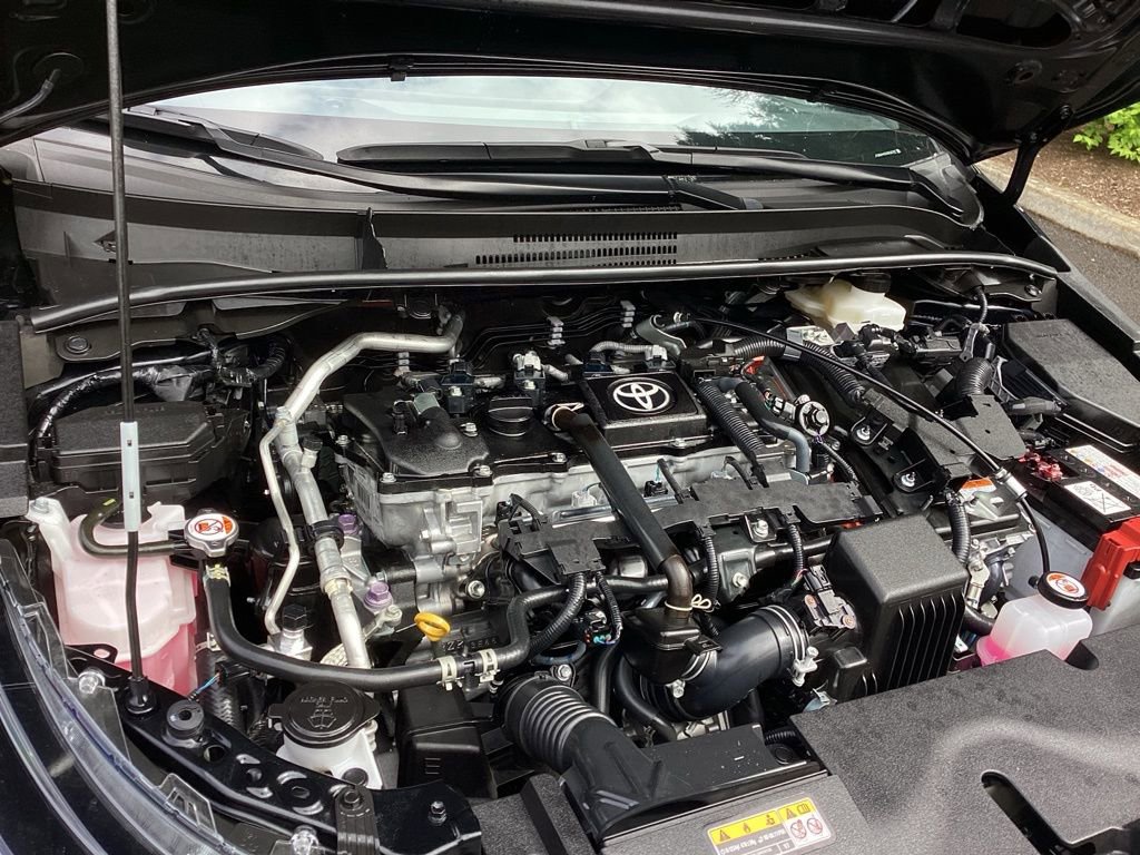 Used 2025 Toyota Corolla SE w/ SE Premium Package image 22