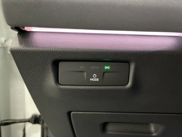 New 2026 Volkswagen Tiguan SE R-Line image 20