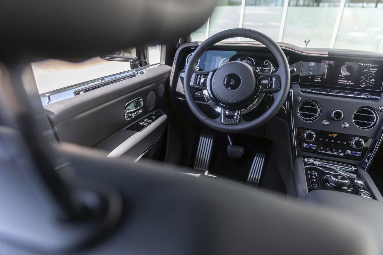 New 2026 Rolls-Royce Cullinan Black Badge image 54
