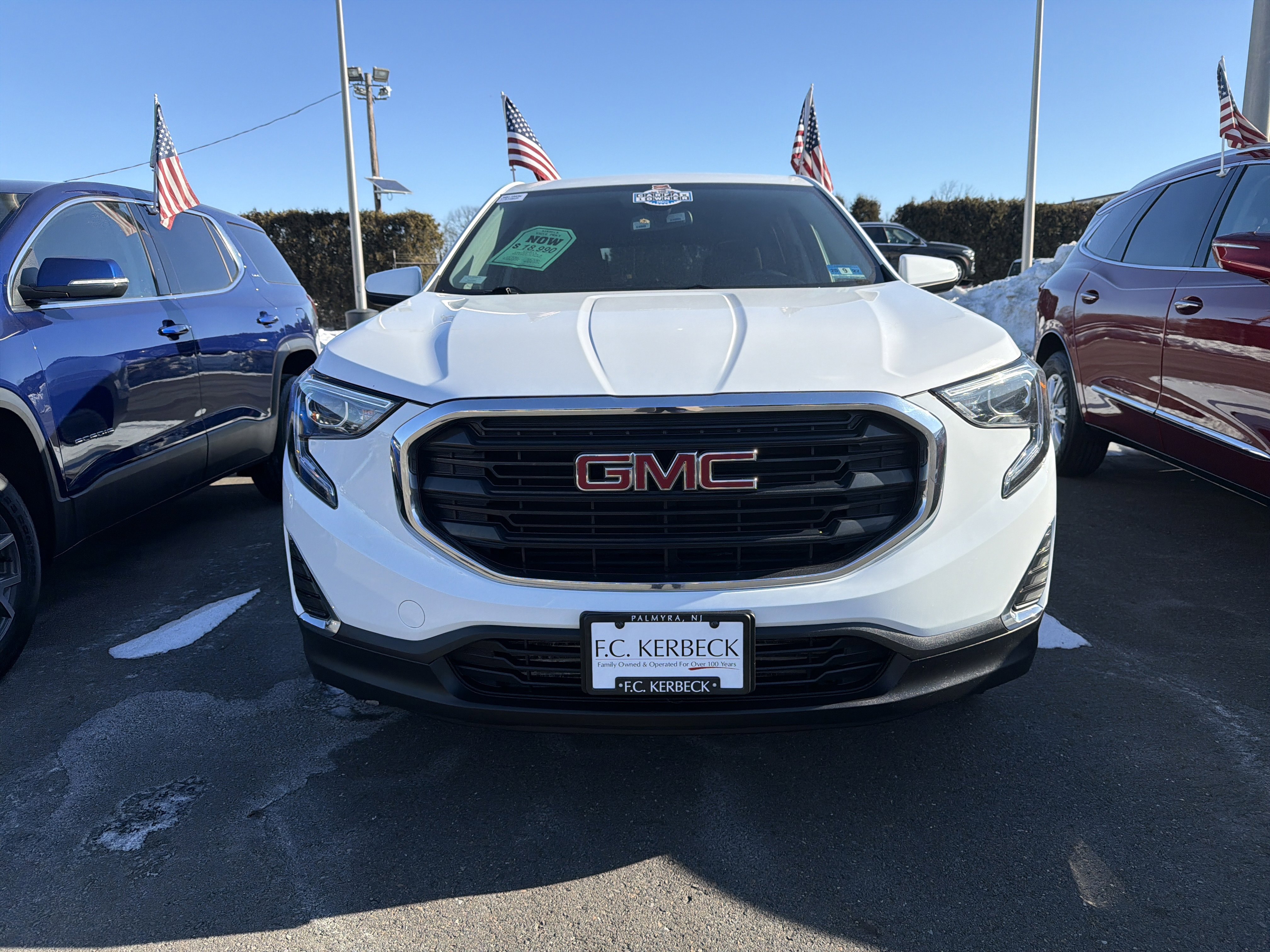 Used 2020 GMC Terrain SLE image 2