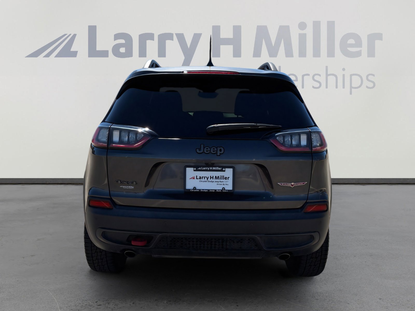 Used 2015 Jeep Cherokee Sport w/ Sport Appearance Group image 5