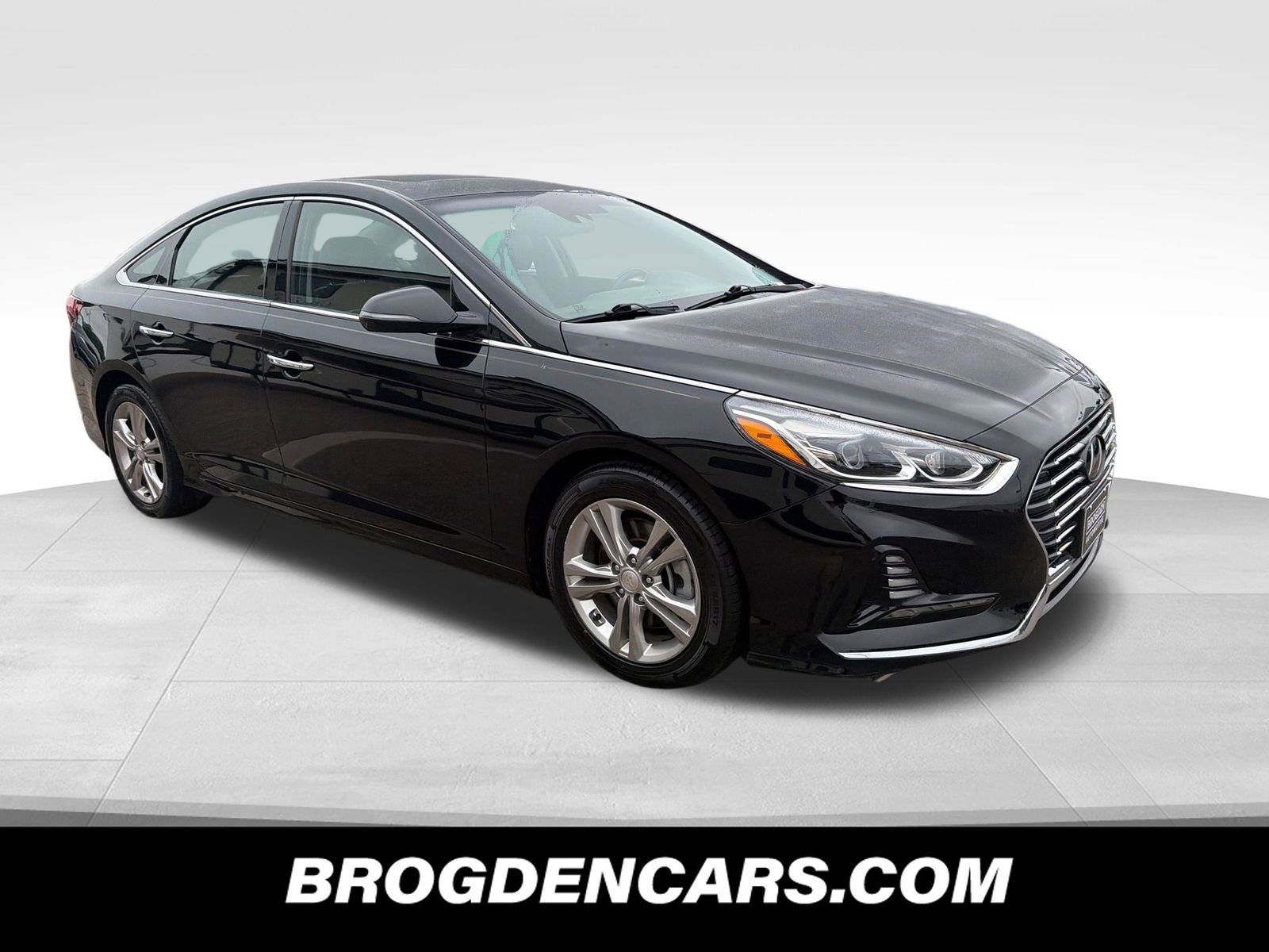 Used 2018 Hyundai Sonata Limited w/ Limited Ultimate Package 03 image 1