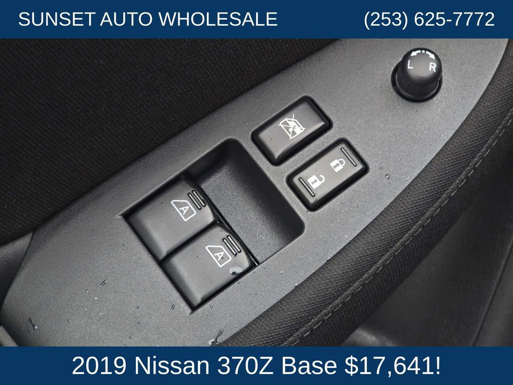 Used 2019 Nissan 370Z Coupe RWD image 26