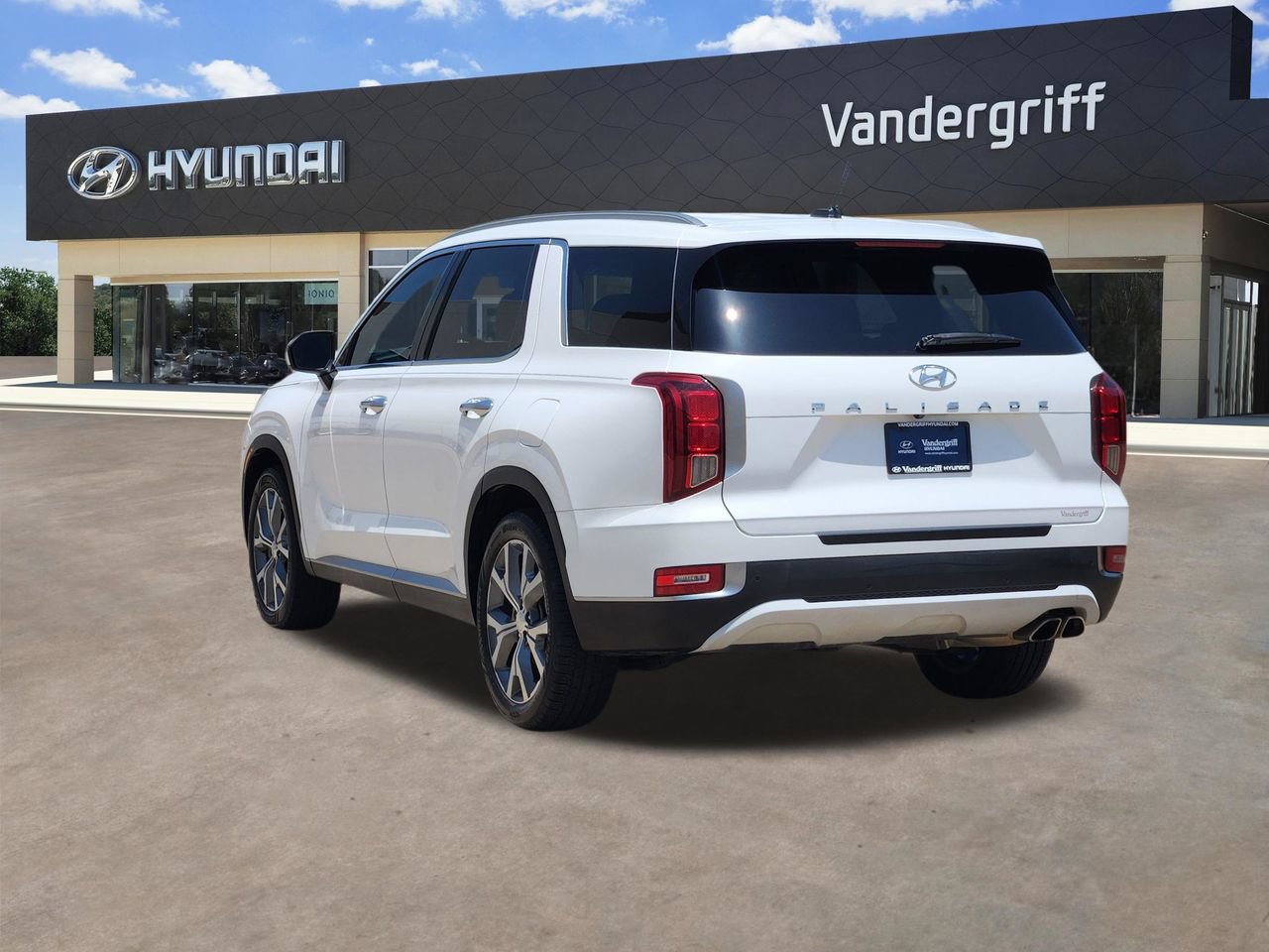 Used 2020 Hyundai Palisade SEL w/ Convenience Package FWD image 3